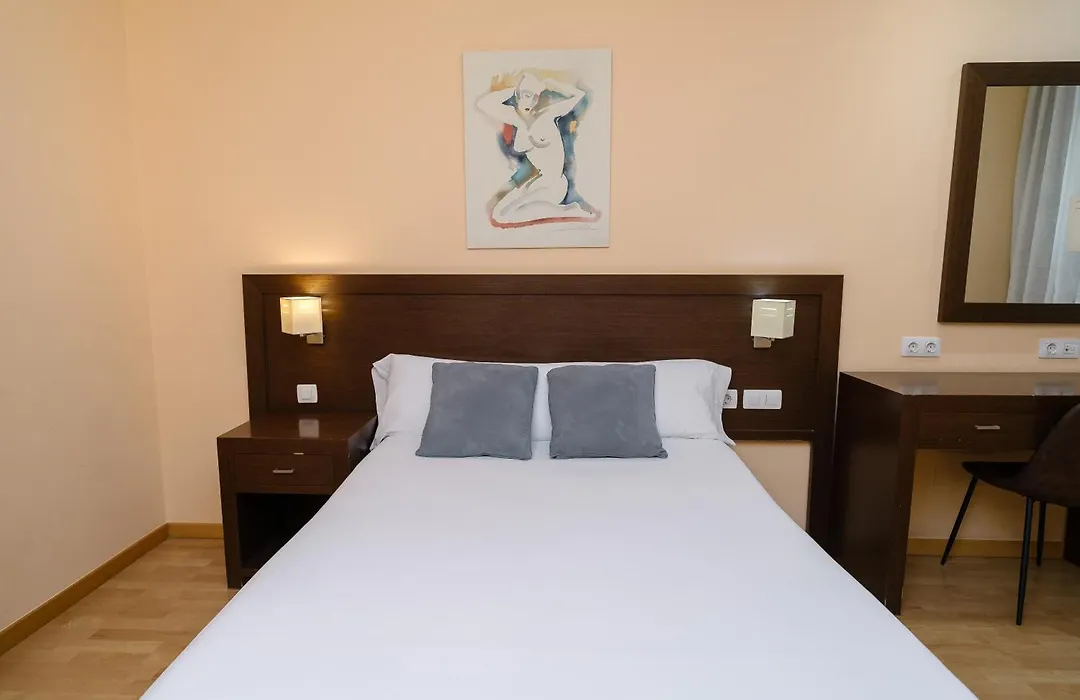 Hostal Acanto-1